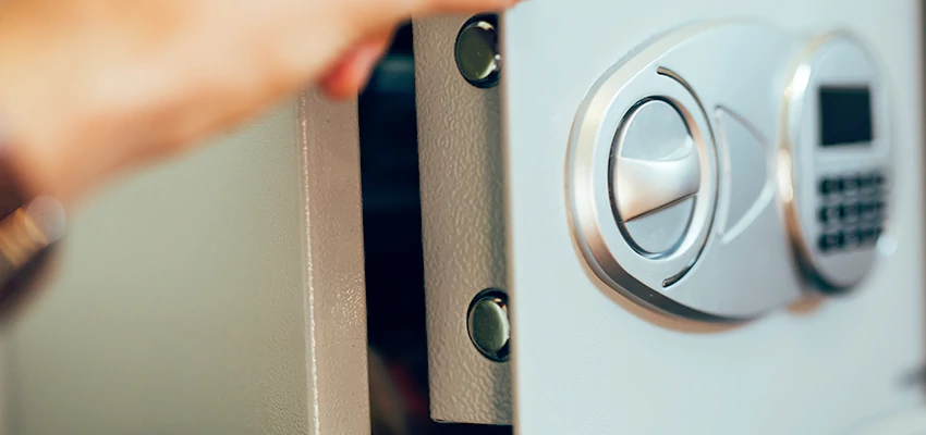 Fingerprint Safe Openers in Port Hueneme, CA